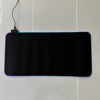 Mousepad Gamer con Borde LED RGB Controlable — 60cm x 30cm