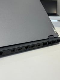 Lenovo LOQ 15.6 FHD 144Hz AMD Ryzen 7 250 16GB RAM 512GB SSD Geforce RTX 5060 8GB